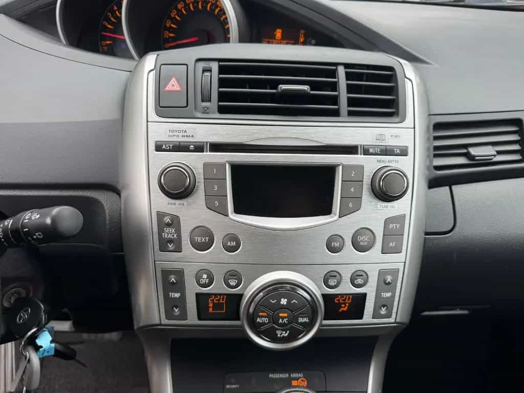 Toyota Verso Edition Autom./Klimaaut./PDC 11/2011-photo-17