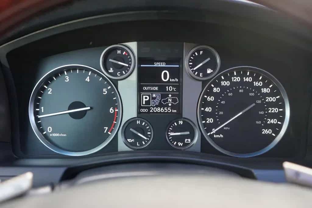 Lexus LX 570 7-SITZER*REAR-DVD*LEXUS HISTORY*22" 03/2014-photo-23