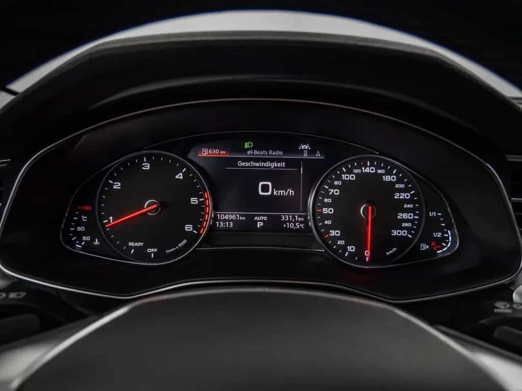 Audi A6 Avant 40 TDI quattro sport Standheizung Panor 12/2022-photo-19
