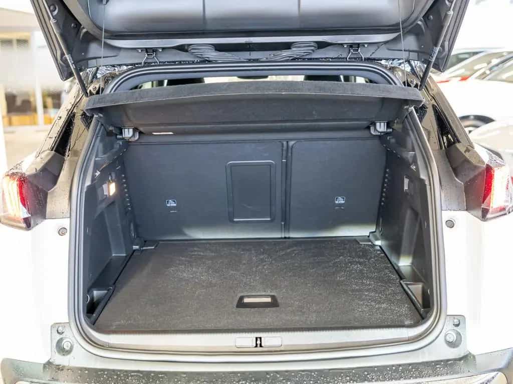 Peugeot 3008 GT HYBRID 136 e-DSC6 ACC PANO LED NAVI SHZ 02/2024-photo-22