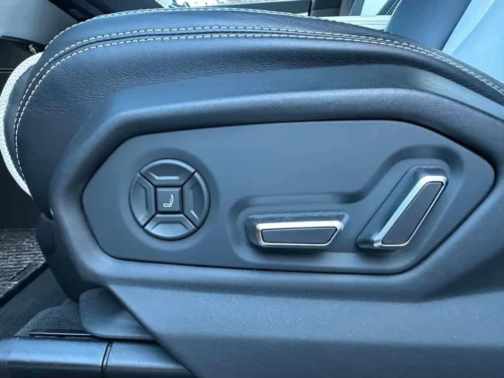 Lamborghini Urus 4.0 V8 ACC,HUD,PANO,KERAMIK,LUFT,23",360... 01/2021-photo-14