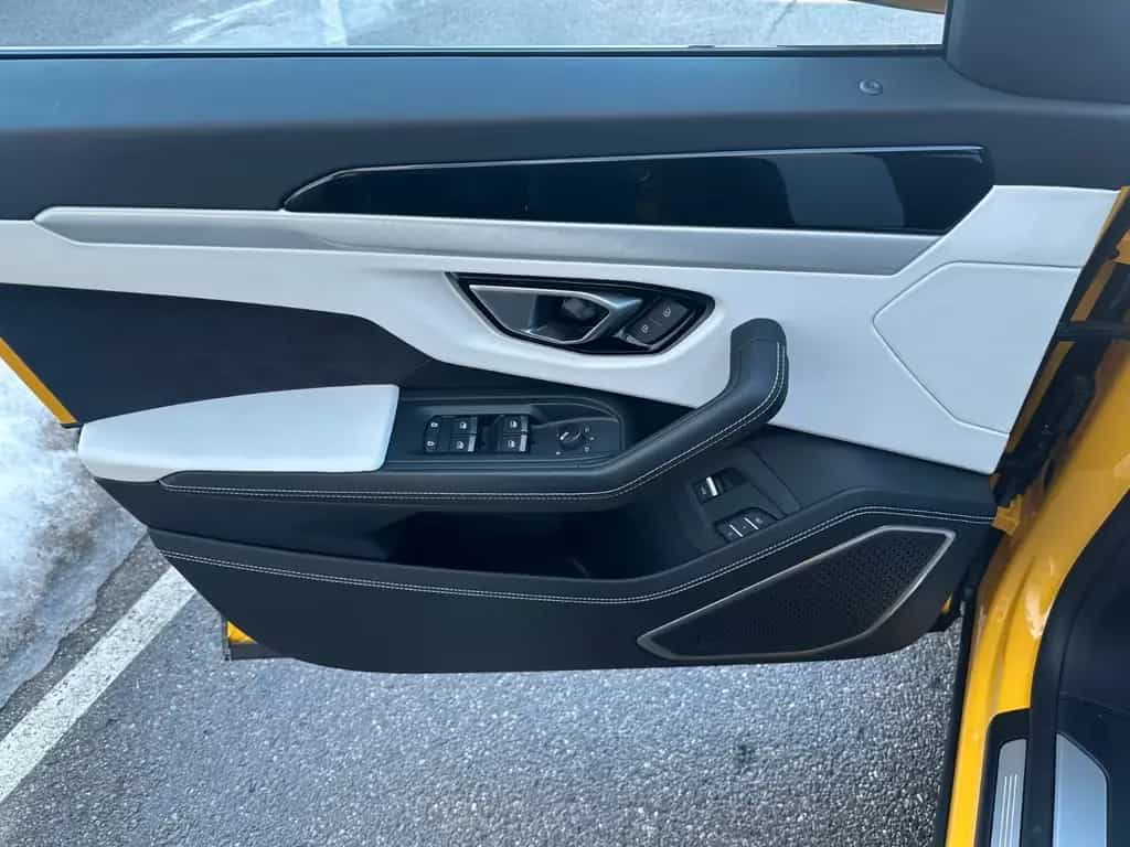 Lamborghini Urus 4.0 V8 ACC,HUD,PANO,KERAMIK,LUFT,23",360... 01/2021-photo-15