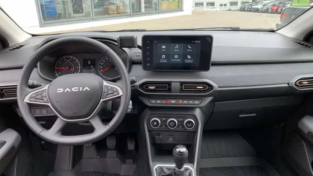 Dacia Sandero STEPWAY EXTREME+ ECO-G 100 PDC+SHZ+NAVI 02/2025-photo-13
