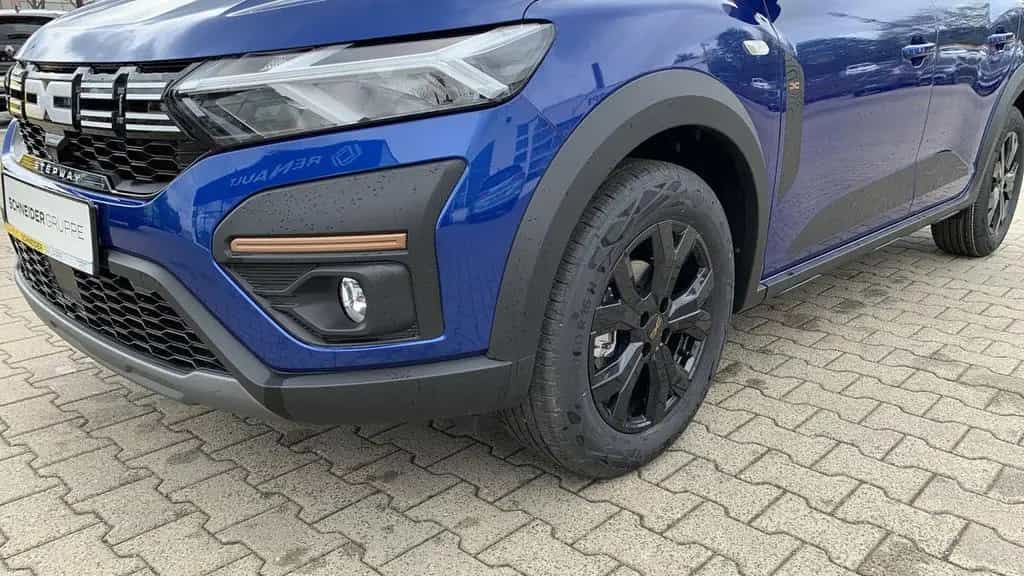 Dacia Sandero STEPWAY EXTREME+ ECO-G 100 PDC+SHZ+NAVI 02/2025-photo-23