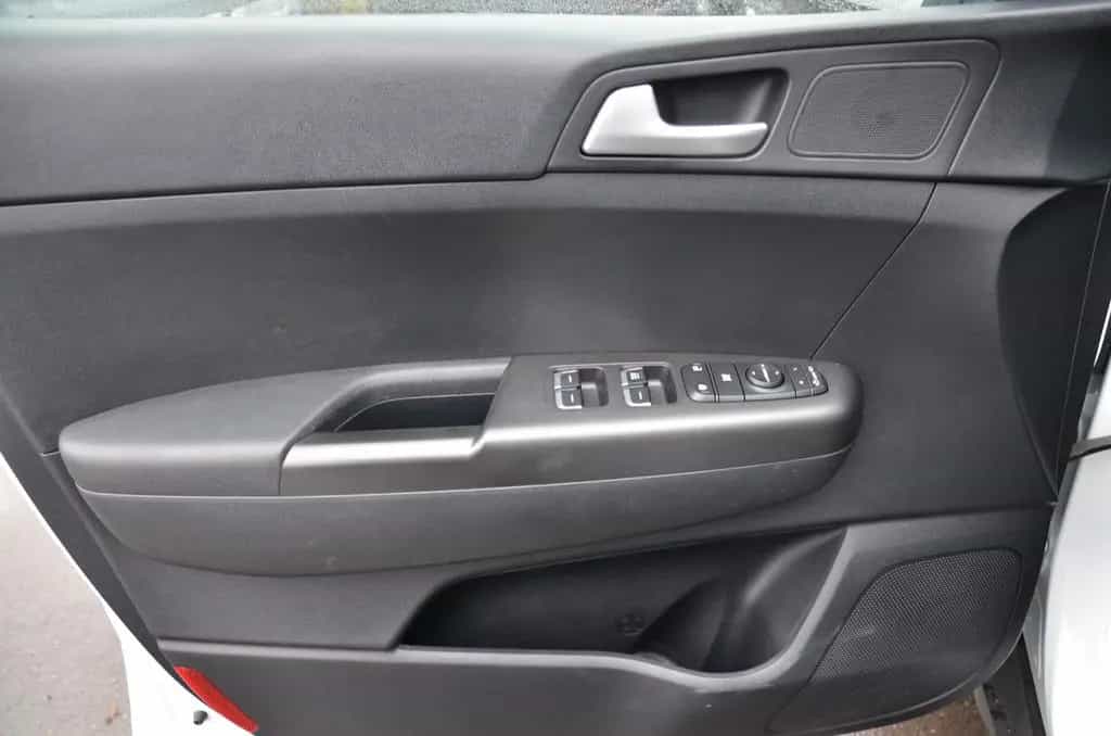 Kia Sportage Sportage 1.6 CRDi*Automatik*NAVI*Kamera*SHZ 07/2019-photo-17