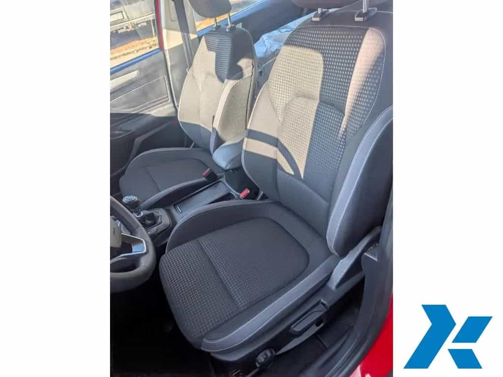 Ford Focus Cool & Connect wenig Km ! 8-Fach! 02/2022-photo-4