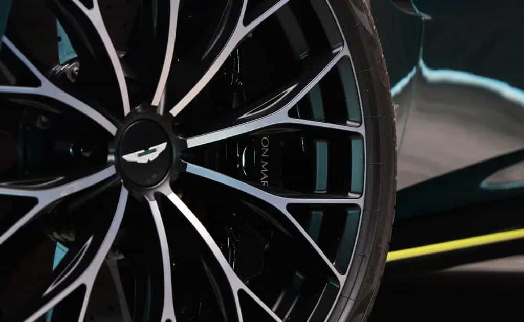 Aston Martin V8 Vantage 4.0 V8 F1 01/2023-photo-14