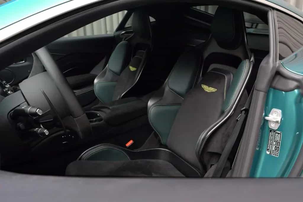 Aston Martin V8 Vantage 4.0 V8 F1 01/2023-photo-18