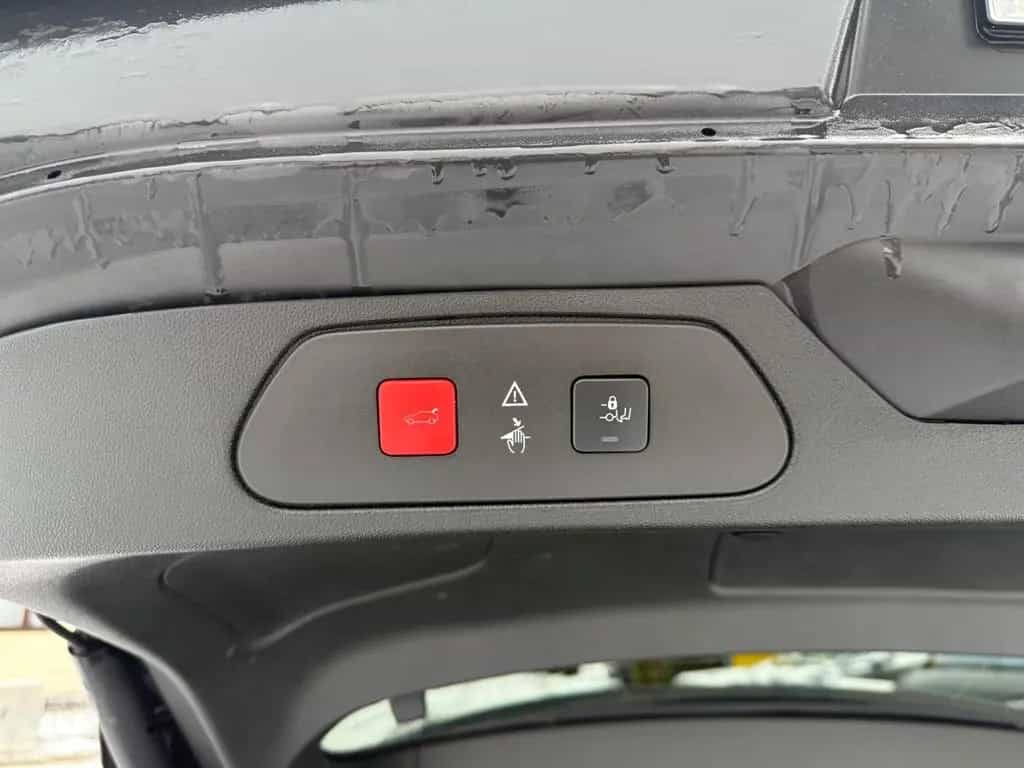 Opel Grandland X 2.0 Dynamic inkl. Allwetterreifen 01/2020-photo-13