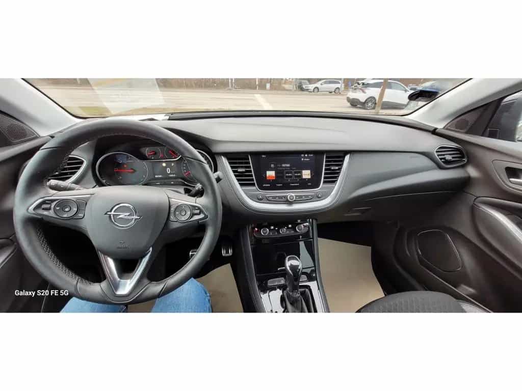 Opel Grandland X 2.0 Dynamic inkl. Allwetterreifen 01/2020-photo-4