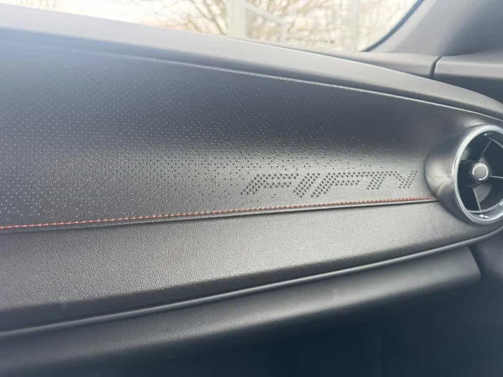 Chevrolet Camaro 6.2 V8 AT 50th Anniversary Edition Voll 02/2017-photo-14