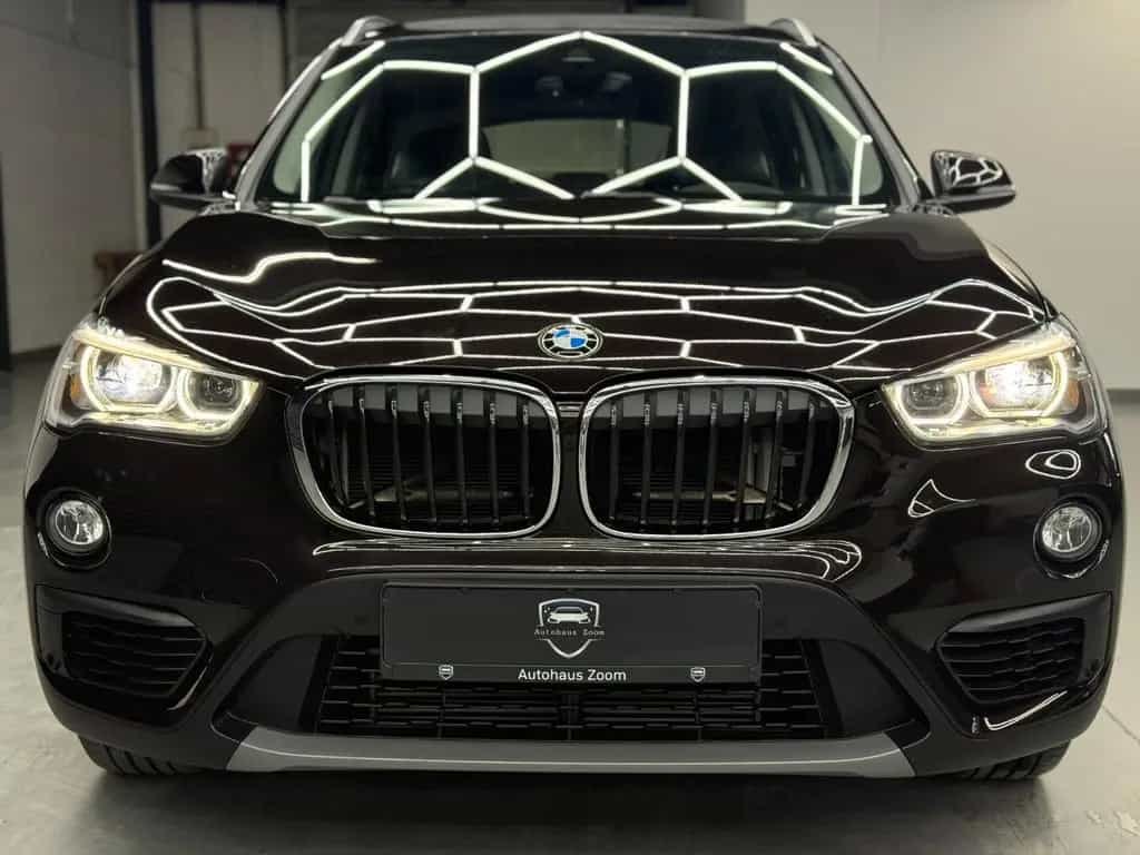 BMW X1 sDrive20i AUTOMATIK*HUD*KAMERA*AHK*KEYLESS 05/2019-photo-19