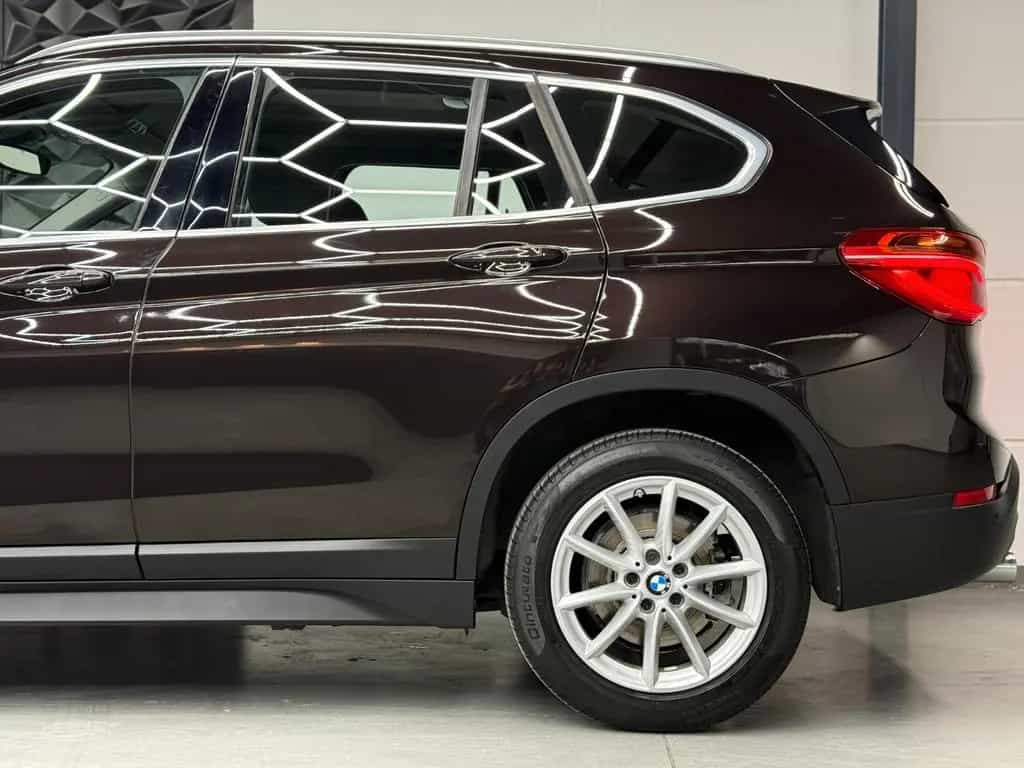 BMW X1 sDrive20i AUTOMATIK*HUD*KAMERA*AHK*KEYLESS 05/2019-photo-5
