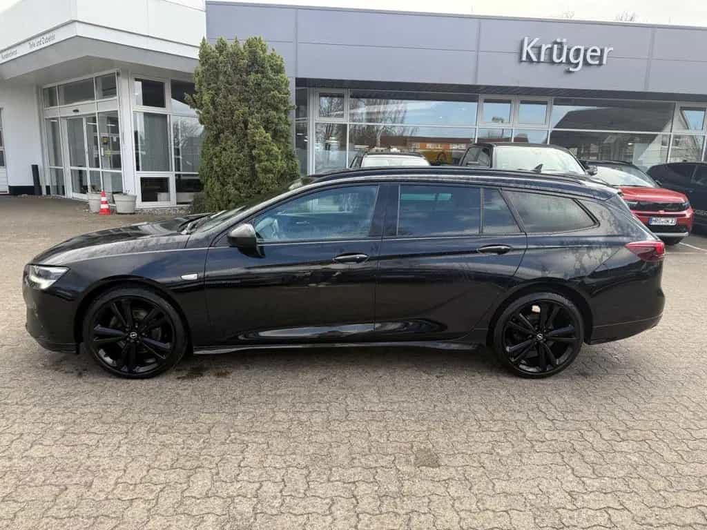 Opel Insignia B Sports Tourer Ultimate mit AHK 02/2022-photo-1