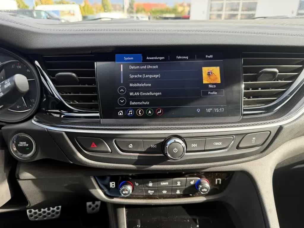 Opel Insignia B Sports Tourer Ultimate mit AHK 02/2022-photo-10