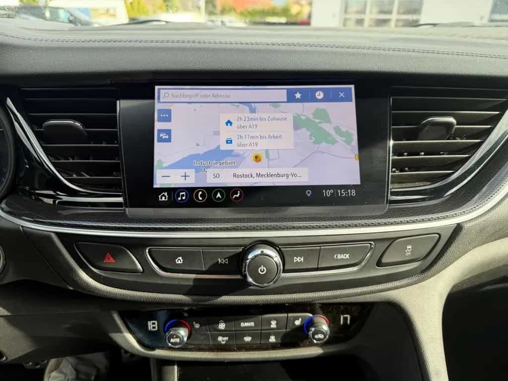 Opel Insignia B Sports Tourer Ultimate mit AHK 02/2022-photo-12