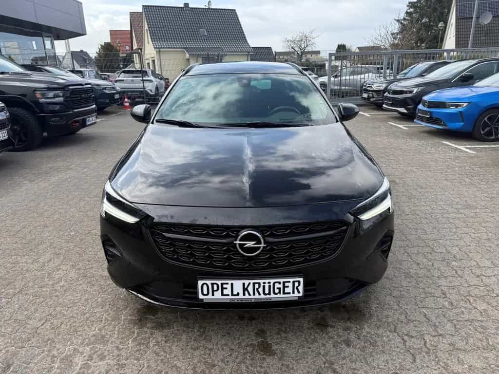 Opel Insignia B Sports Tourer Ultimate mit AHK 02/2022-photo-2