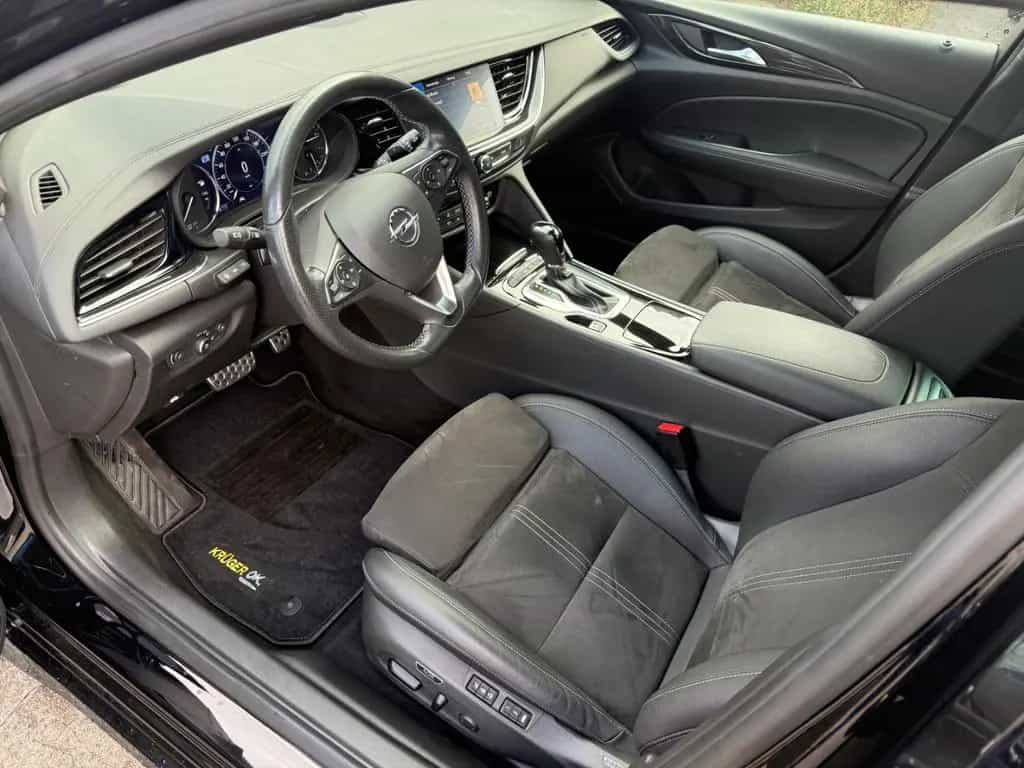 Opel Insignia B Sports Tourer Ultimate mit AHK 02/2022-photo-4