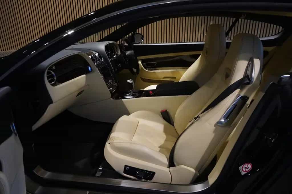 Bentley Continental GT SPEED 6.0 W12*grün/beige*RHD* 03/2008-photo-4