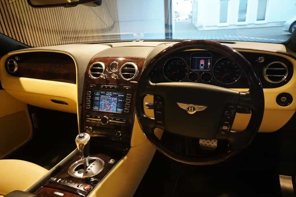 Bentley Continental GT SPEED 6.0 W12*grün/beige*RHD* 03/2008-photo-6
