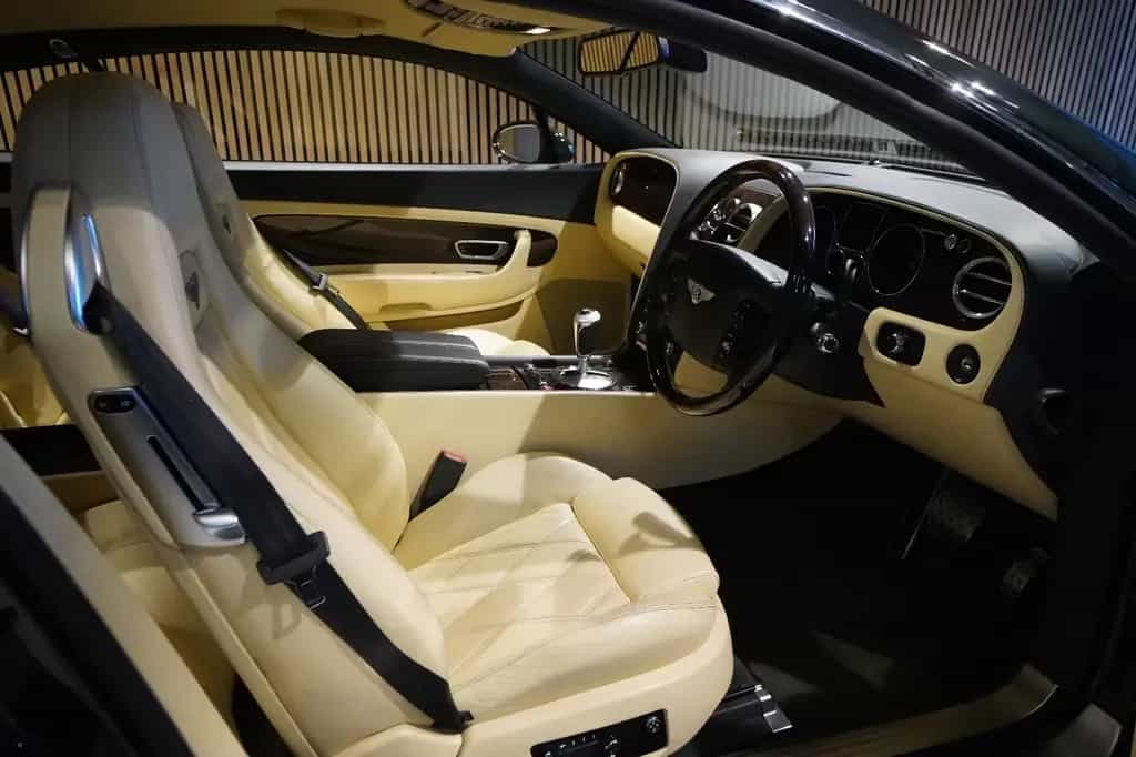 Bentley Continental GT SPEED 6.0 W12*grün/beige*RHD* 03/2008-photo-7