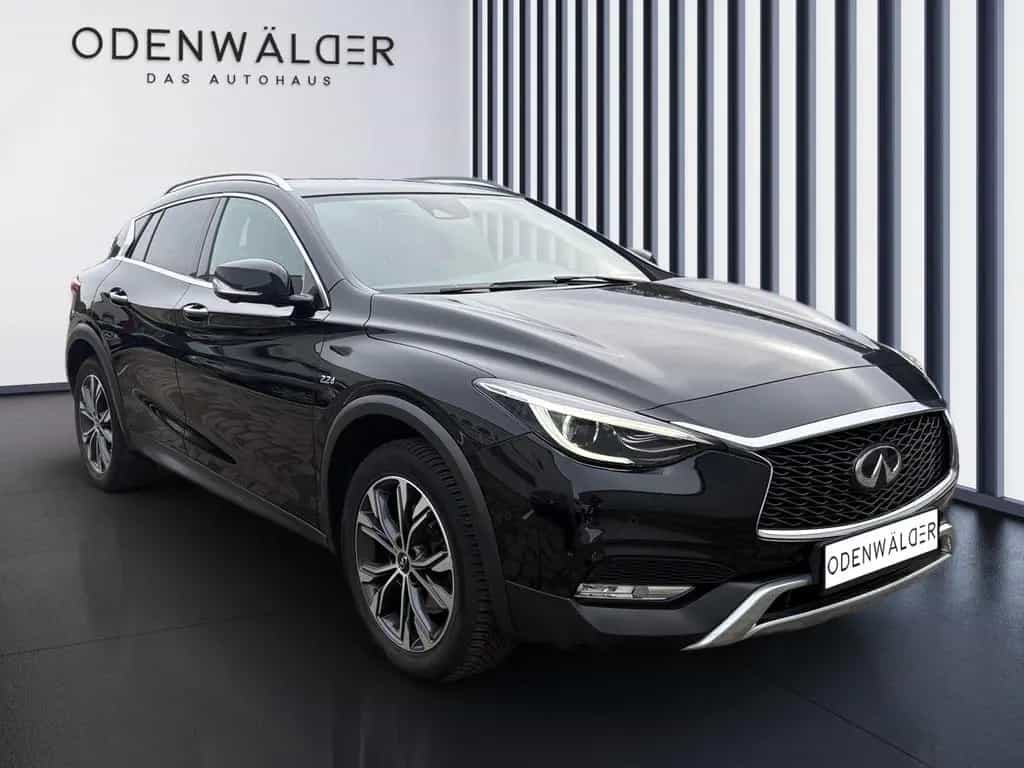 Infiniti QX30 2.2dPremium Allrad LED+Navi+SHZ+2xKlima+Kam 02/2017-photo-16