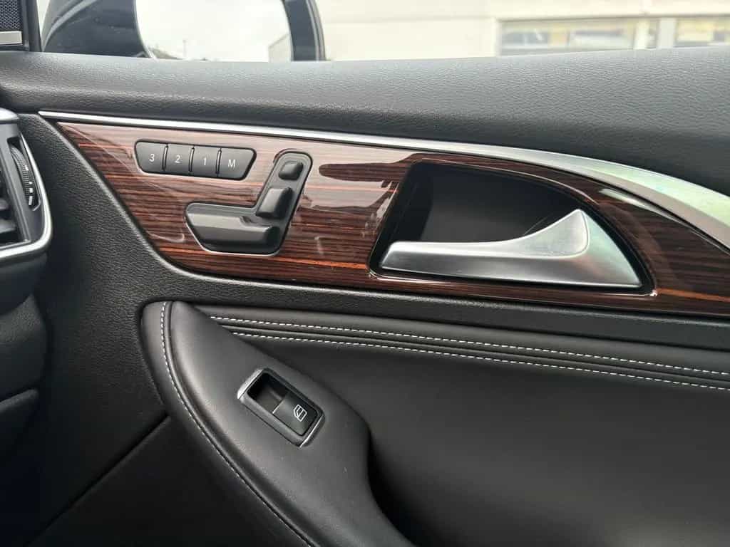 Infiniti QX30 2.2dPremium Allrad LED+Navi+SHZ+2xKlima+Kam 02/2017-photo-20