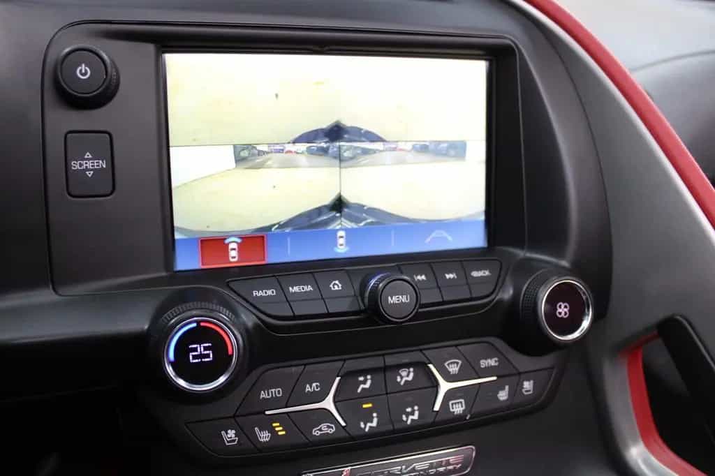 Corvette C7 Stingray Cabrio 3LT Sitzlüftung/Splitview/HuD 12/2018-photo-11