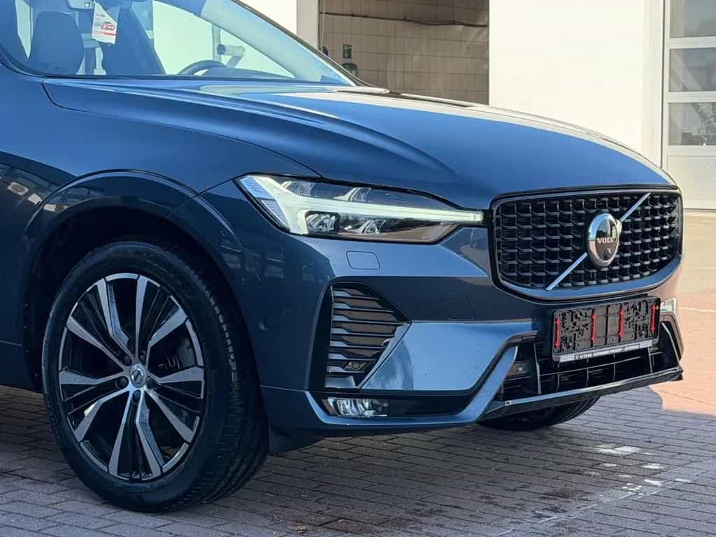 Volvo XC60 B5 D Ultimate Dark AWD*STHZG*PANO*360°*ACC 11/2022-photo-11