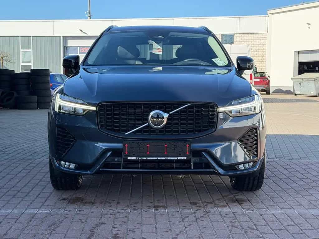 Volvo XC60 B5 D Ultimate Dark AWD*STHZG*PANO*360°*ACC 11/2022-photo-12