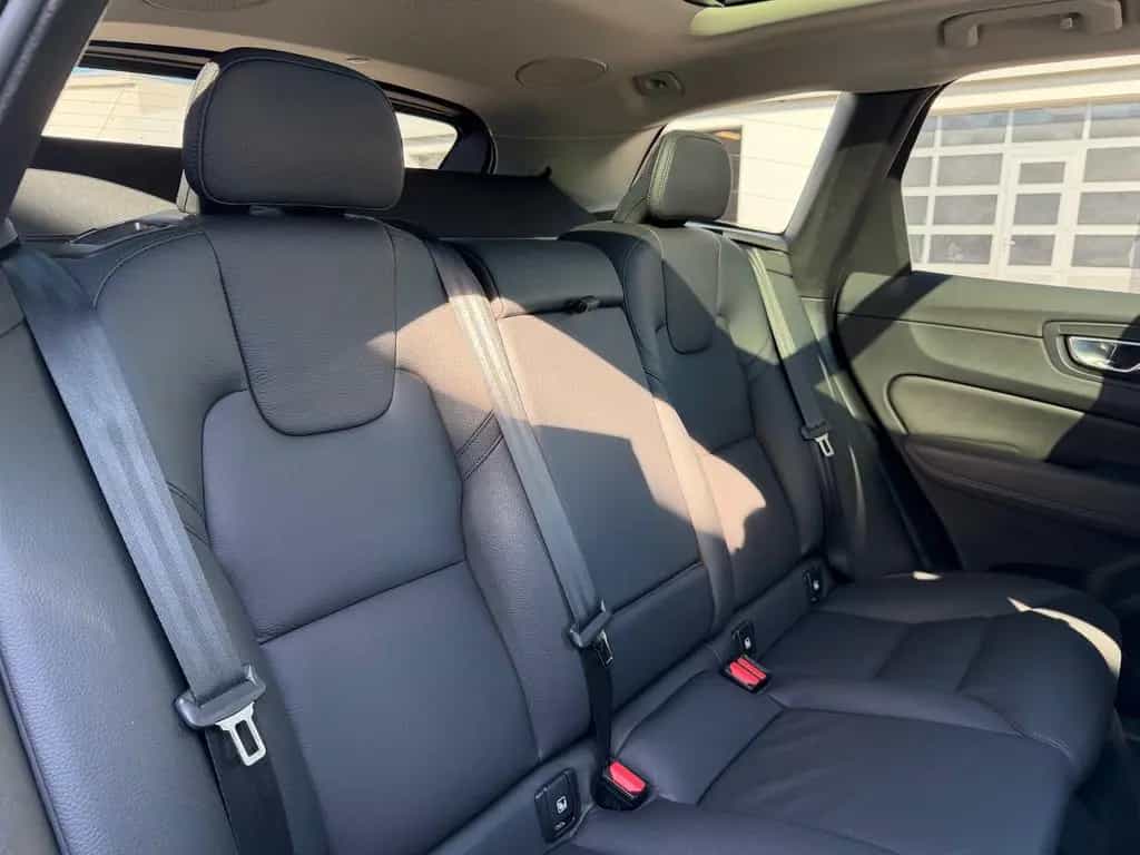 Volvo XC60 B5 D Ultimate Dark AWD*STHZG*PANO*360°*ACC 11/2022-photo-33