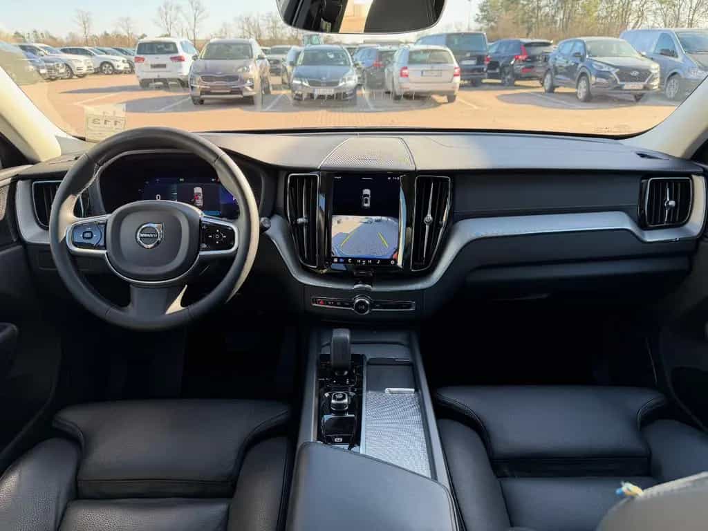 Volvo XC60 B5 D Ultimate Dark AWD*STHZG*PANO*360°*ACC 11/2022-photo-36