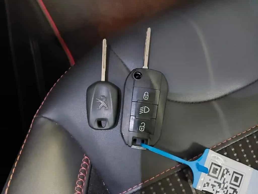 Peugeot 2008 Allure*Autom.*PANO*Kamera*MFL*Tempo*RDC*PDC 12/2019-photo-10