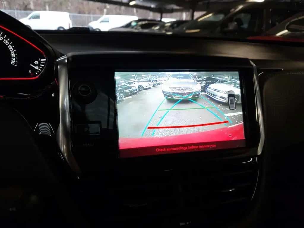 Peugeot 2008 Allure*Autom.*PANO*Kamera*MFL*Tempo*RDC*PDC 12/2019-photo-17