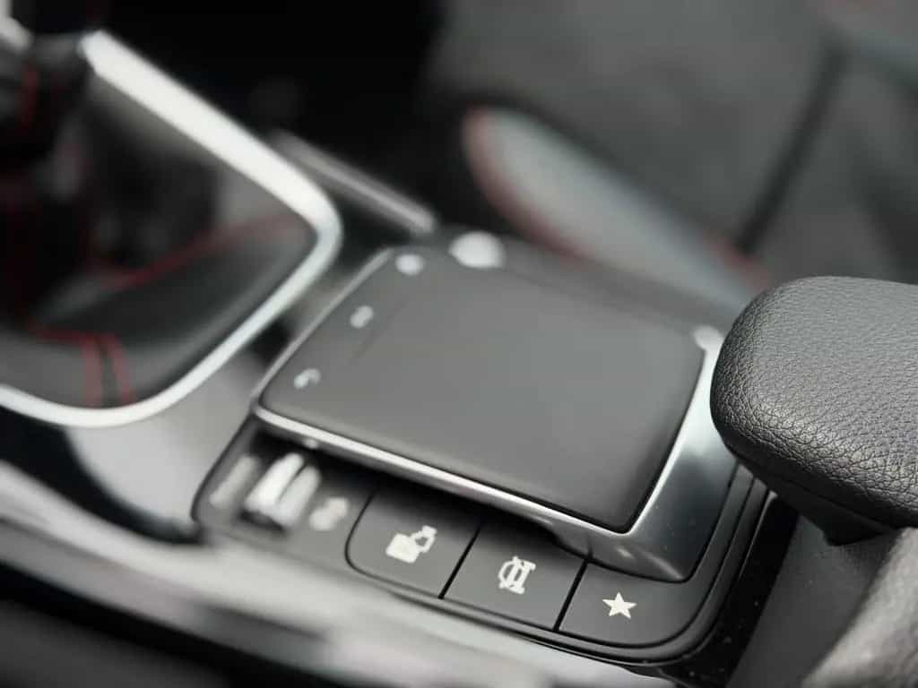 Mercedes-Benz CLA-Class 200 AMG-Line ALCANTARA/CAM/LED 06/2020-photo-29