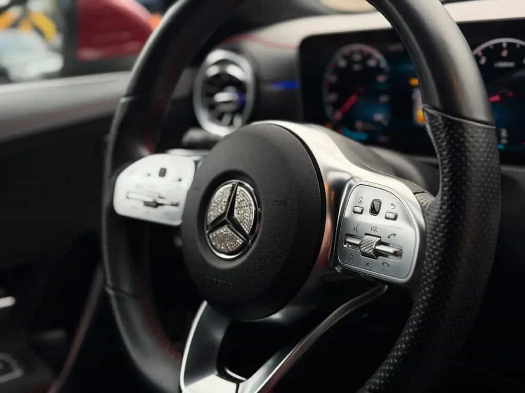 Mercedes-Benz CLA-Class 200 AMG-Line ALCANTARA/CAM/LED 06/2020-photo-33