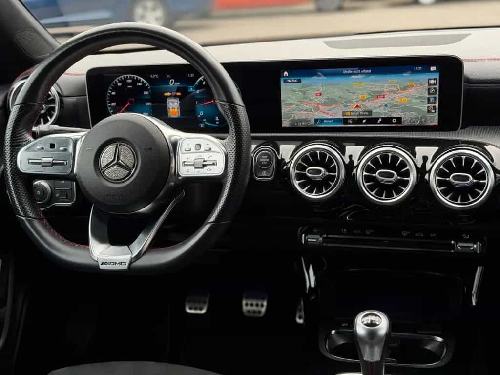 Mercedes-Benz CLA-Class 200 AMG-Line ALCANTARA/CAM/LED 06/2020-photo-35