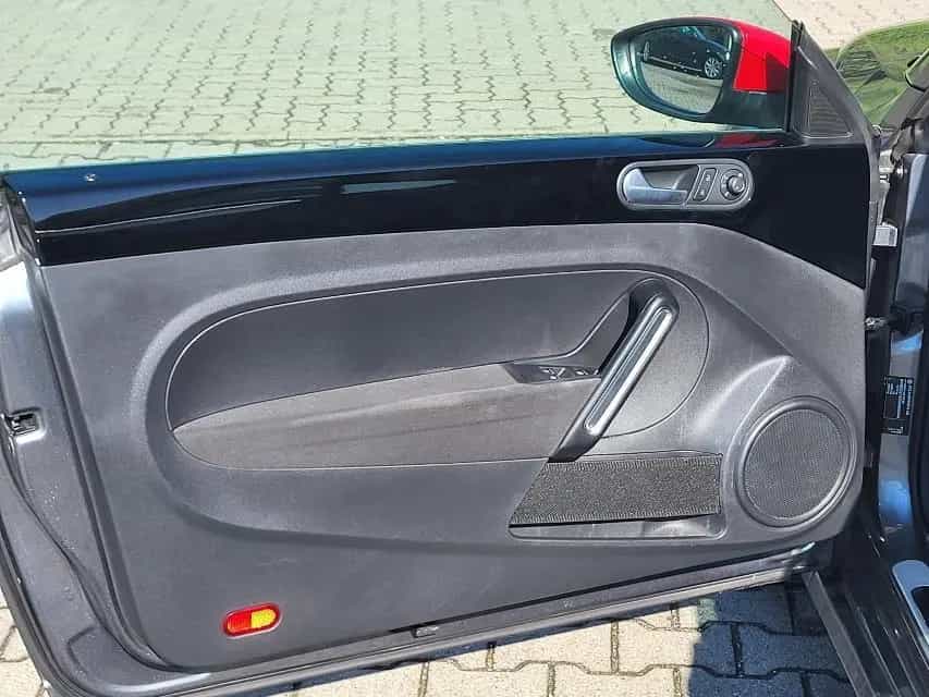 Volkswagen Beetle Cabrio 1.4 TSI CLUB+KAMERA+CLIMATRONIC+ 12/2015-photo-11