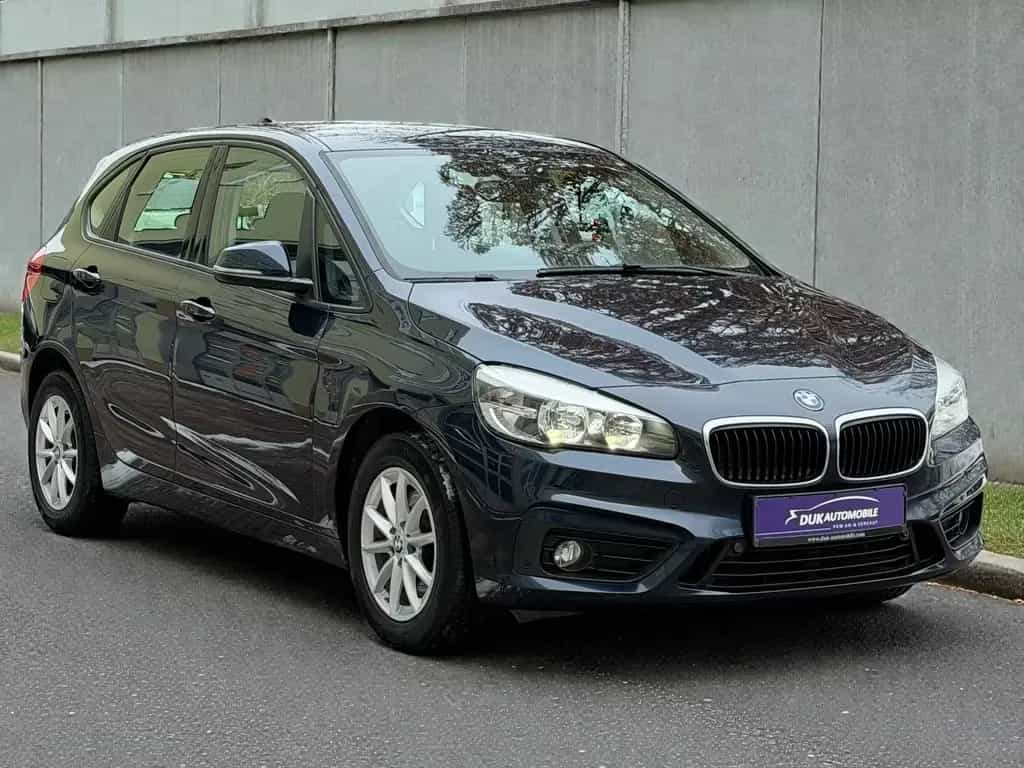 BMW 220 Active Tourer 220 i Advantage Automatik *1.Hand* 06/2016-photo-2