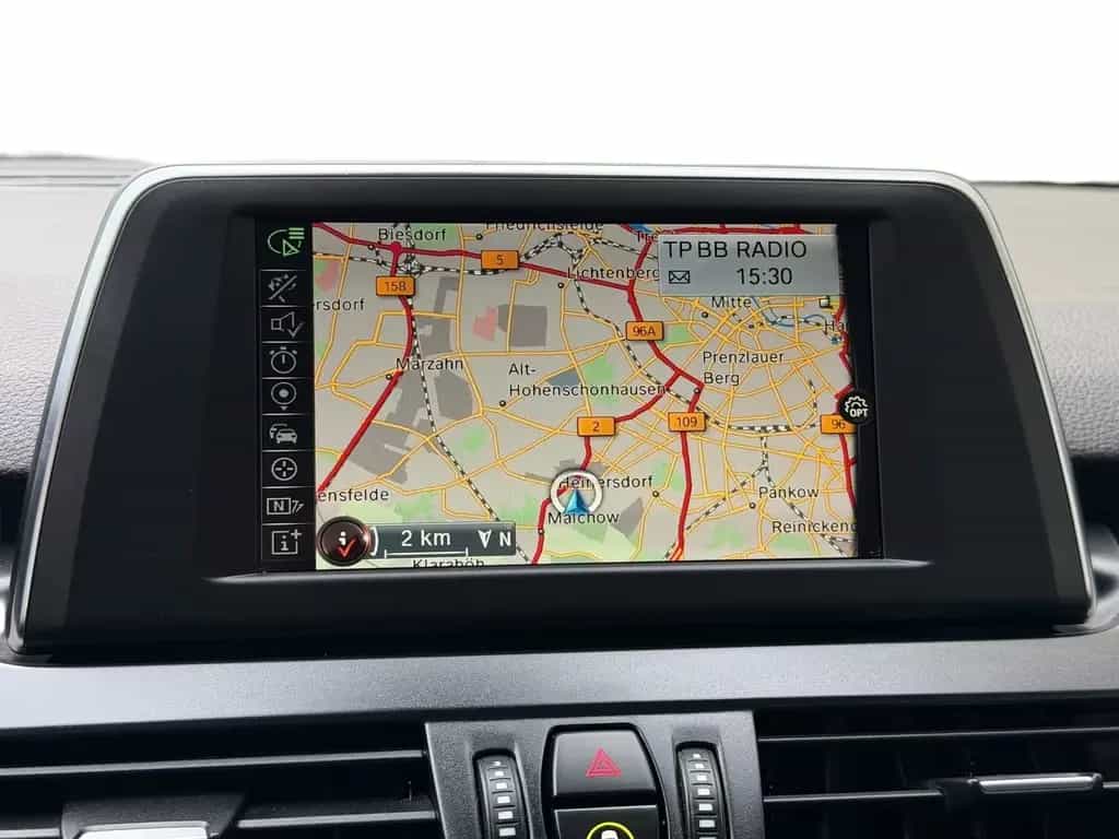 BMW 220 Active Tourer 220 i Advantage Automatik *1.Hand* 06/2016-photo-22