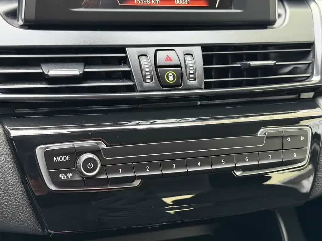 BMW 220 Active Tourer 220 i Advantage Automatik *1.Hand* 06/2016-photo-23