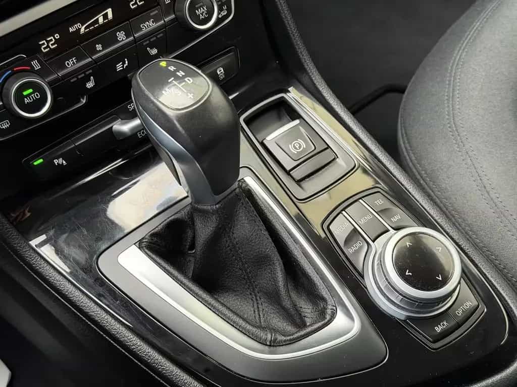 BMW 220 Active Tourer 220 i Advantage Automatik *1.Hand* 06/2016-photo-25