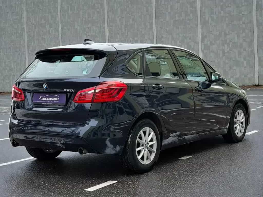BMW 220 Active Tourer 220 i Advantage Automatik *1.Hand* 06/2016-photo-4