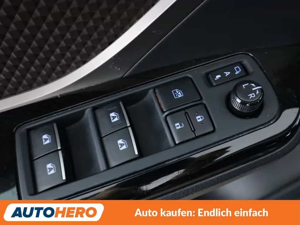 Toyota C-HR 1.2 Turbo Lounge *NAVI*CAM*SHZ*LHZ*ACC* 08/2018-photo-33