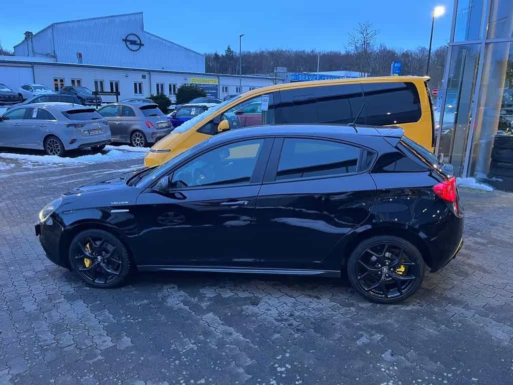 Alfa Romeo Giulietta Speciale Veloce KLIMA XENON NAVI ALU 09/2019-photo-27