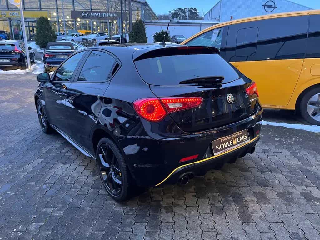 Alfa Romeo Giulietta Speciale Veloce KLIMA XENON NAVI ALU 09/2019-photo-28