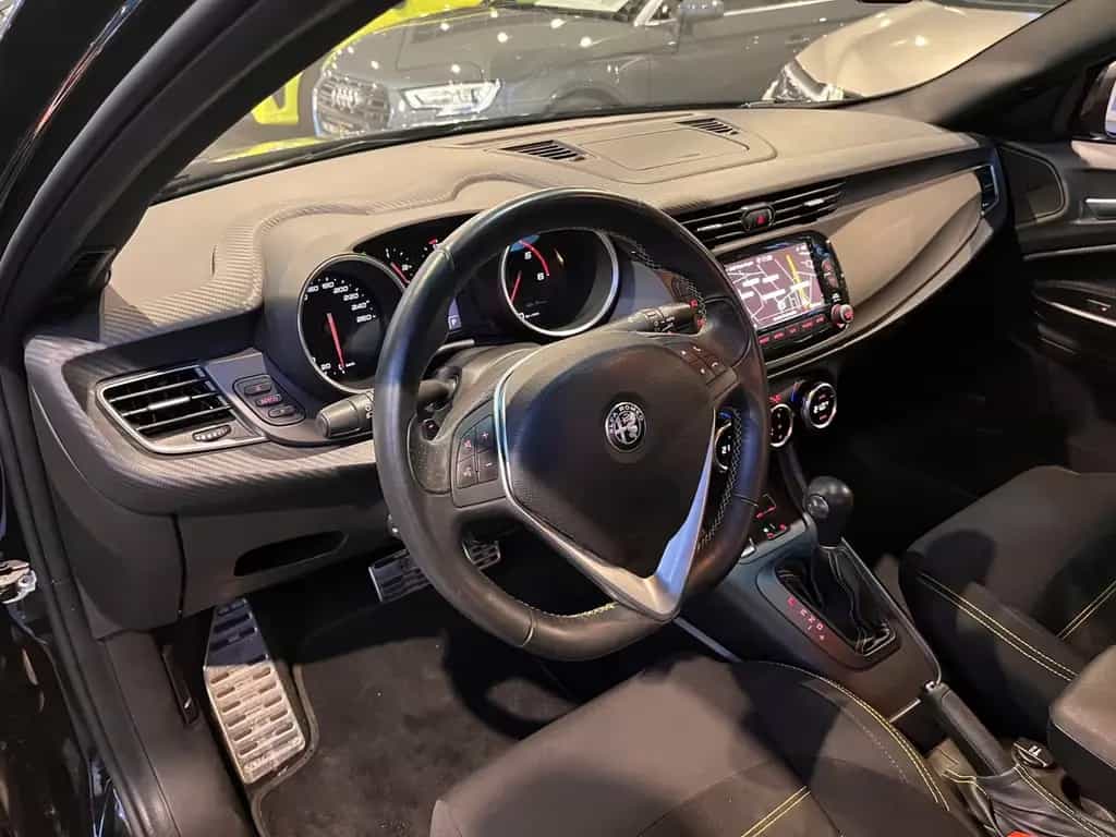 Alfa Romeo Giulietta Speciale Veloce KLIMA XENON NAVI ALU 09/2019-photo-7