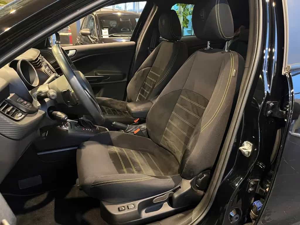 Alfa Romeo Giulietta Speciale Veloce KLIMA XENON NAVI ALU 09/2019-photo-8