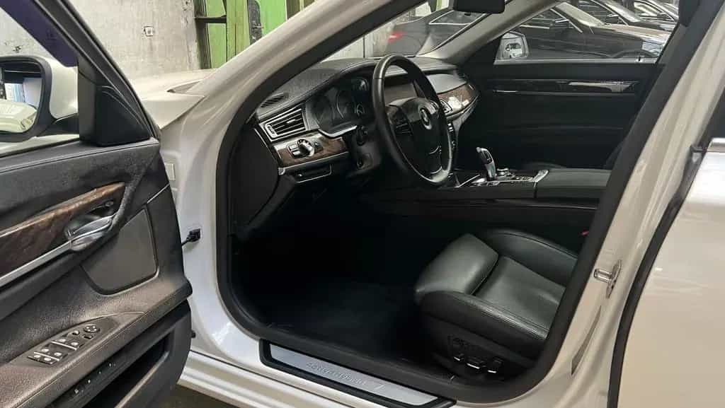 BMW ActiveHybrid 7 Active Hybrid 7 Comfort pak. VollAusstattung 03/2012-photo-17