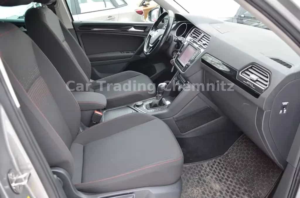 Volkswagen Tiguan 2.0 TSI BMT 4Motion Automatik LED Navi 05/2017-photo-10